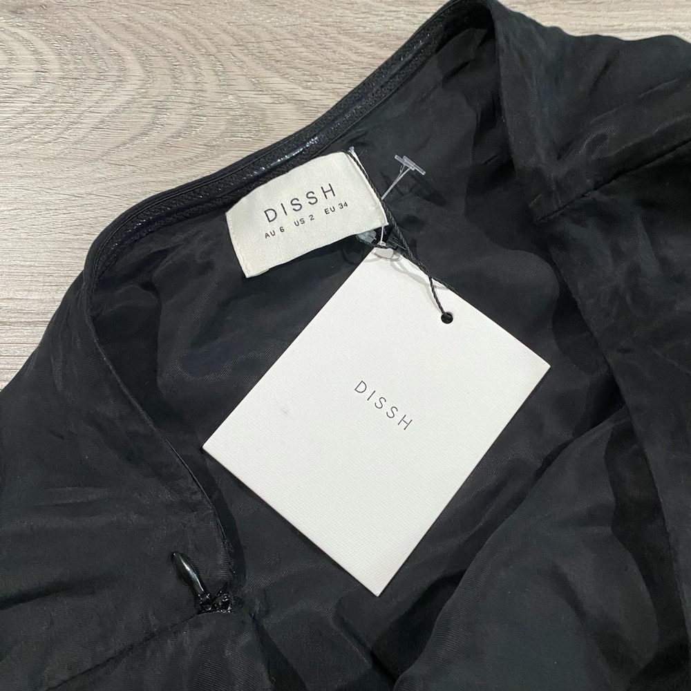 DISSH One-Shoulder Black Long Sleeve Top - Picture 7 of 9